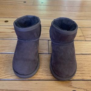 Ugg Toddler boots size 9